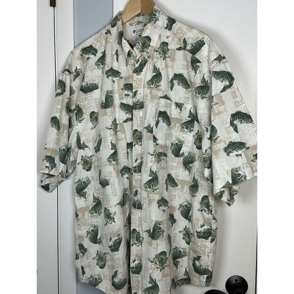 Columbia Short Sleeve Button Front Shirt Fish Print Size XL Cotton - Picture 1 of 6